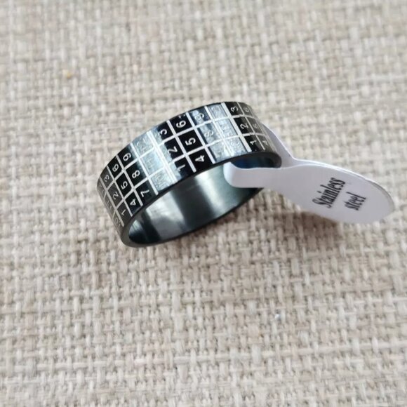 Unisex RING Black Fancy Counting Ring Band Fashion Jewelry Size 8.5 Unbranded - Picture 5 of 8